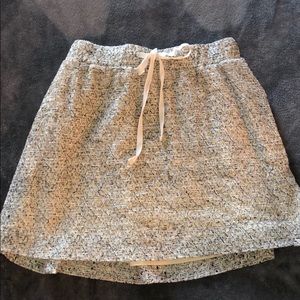 Lou & Grey lace mini skirt XS cream